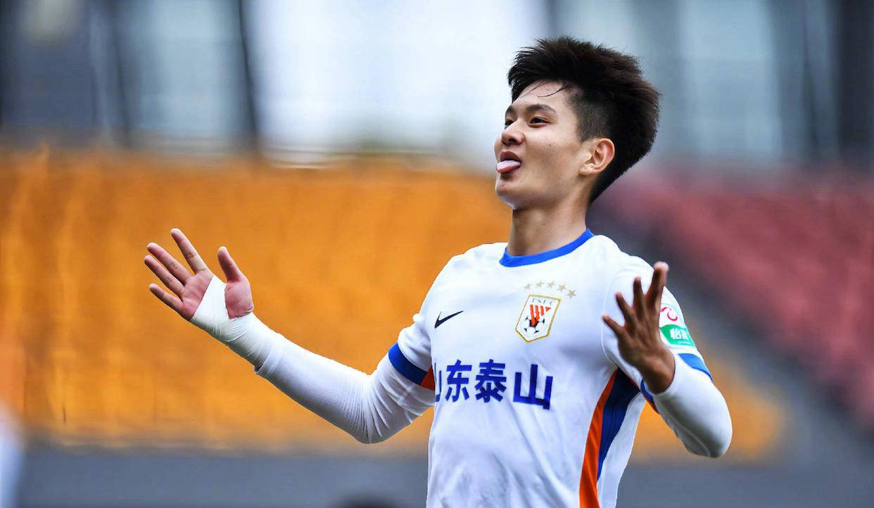 包含小将崭露头角,球队新生代候选球员崭露锋芒的词条 包含小将崭露头角,球队新生代候选球员崭露锋芒的词条