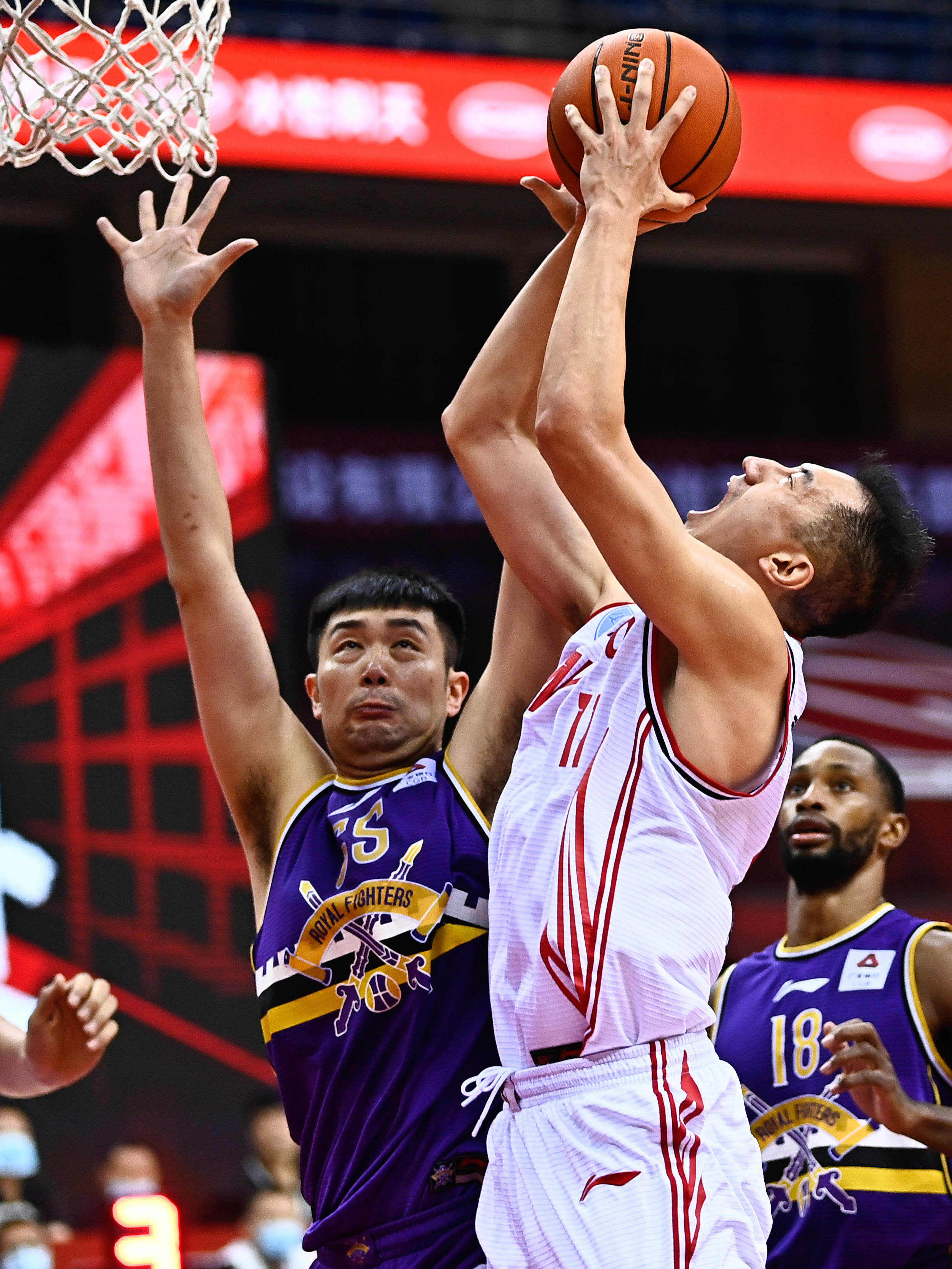 开云体育在线-包含津巴布韦队球员表现超群，帮助球队获胜的词条