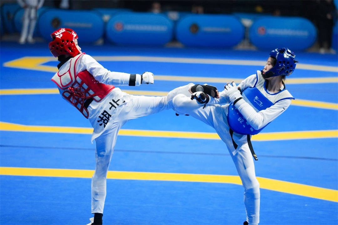 跆拳道选手技压群雄，中国队战胜对手夺冠的简单介绍