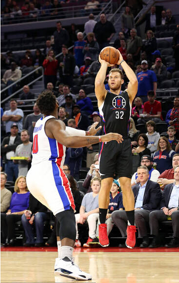 活塞失利连败，格里芬无助面对纽约尼克斯