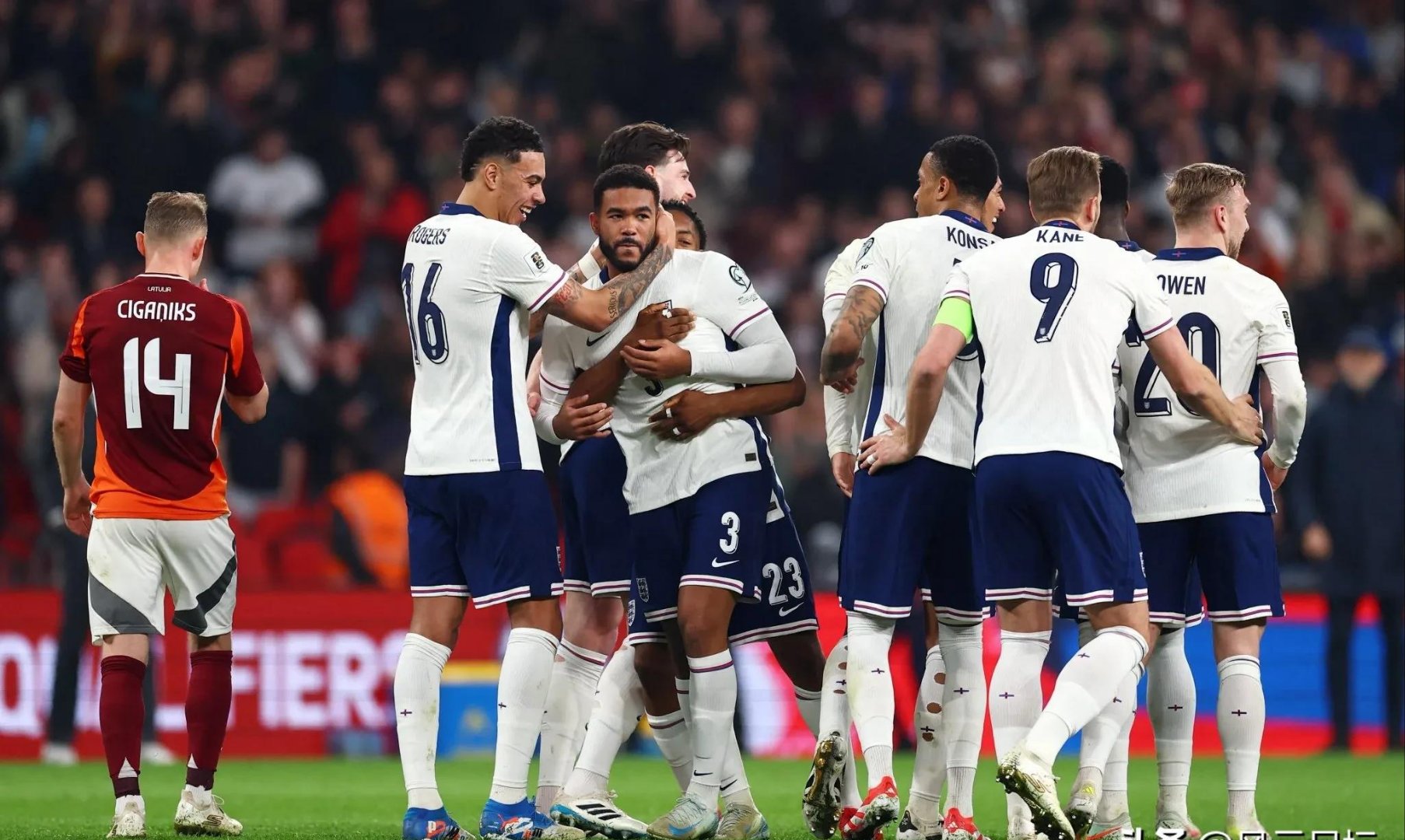 开云体育登录-包含法国在欧预赛赛场上大胜对手，挺进八强的词条