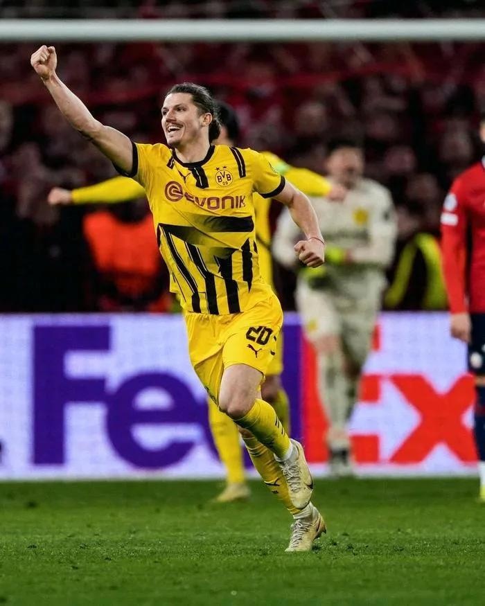 包含让球员表现讲述的故事:多特蒙德客场大胜的词条 包含让球员表现讲述的故事:多特蒙德客场大胜的词条