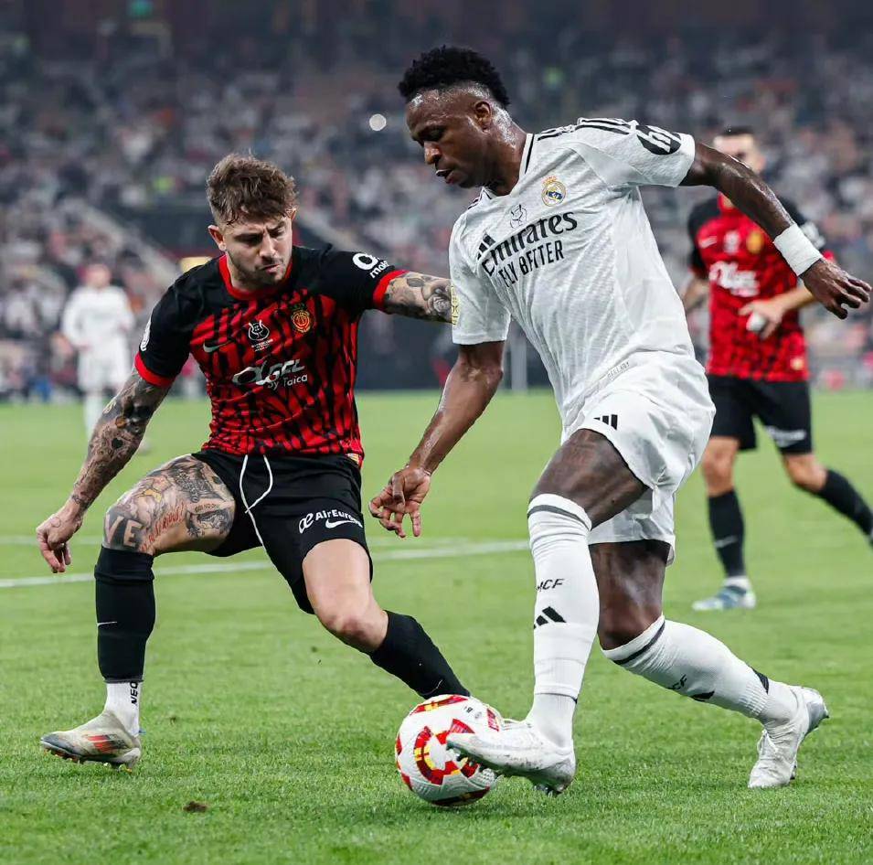 开云体育官方网站-包含西班牙球队惊险胜出，晋级前景一片光明的词条