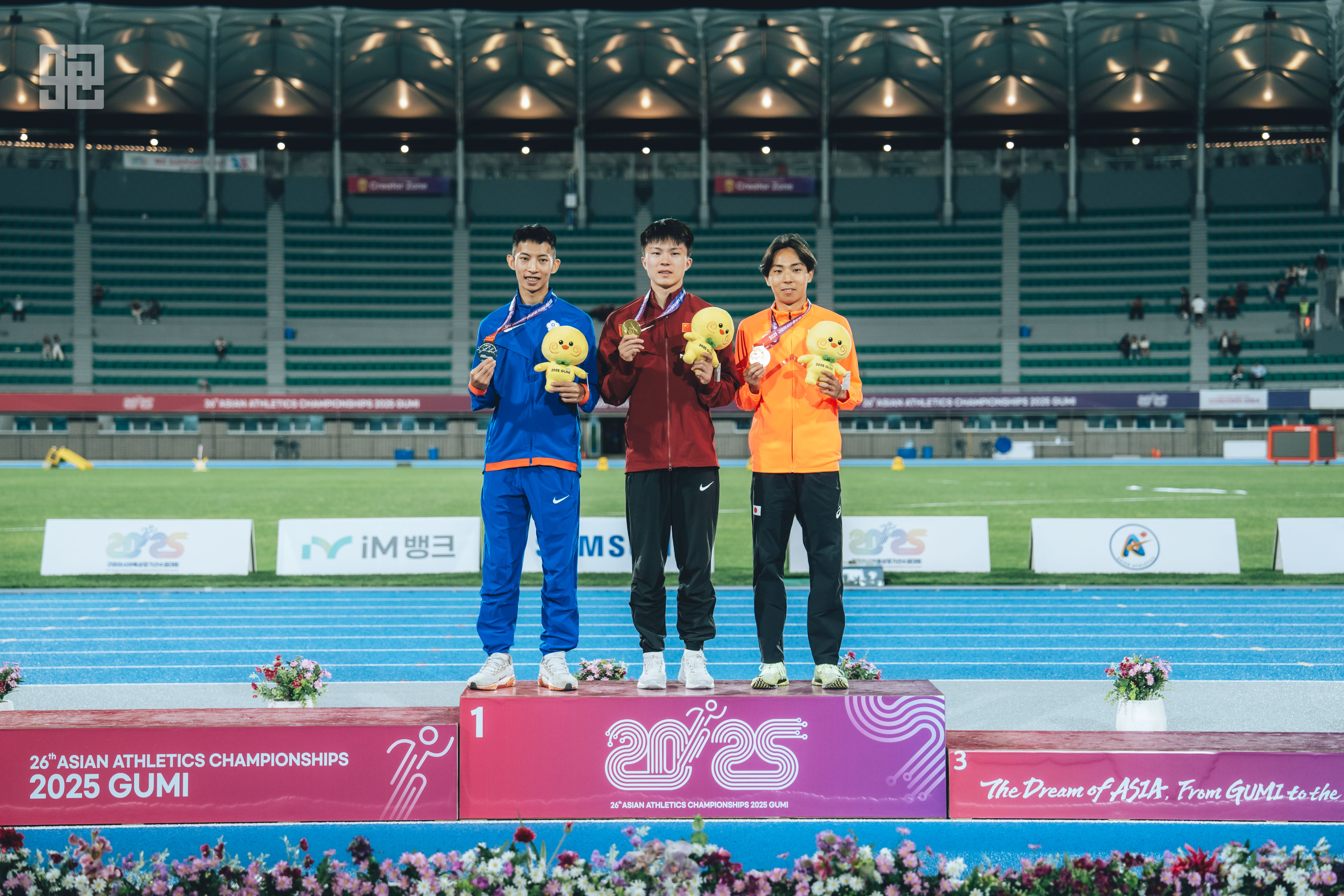 突尼斯田径名将比拼激烈，夺得亚军