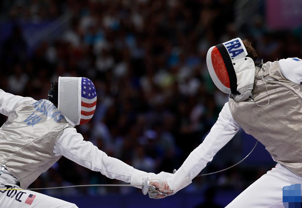 法国击剑选手赢得冠军