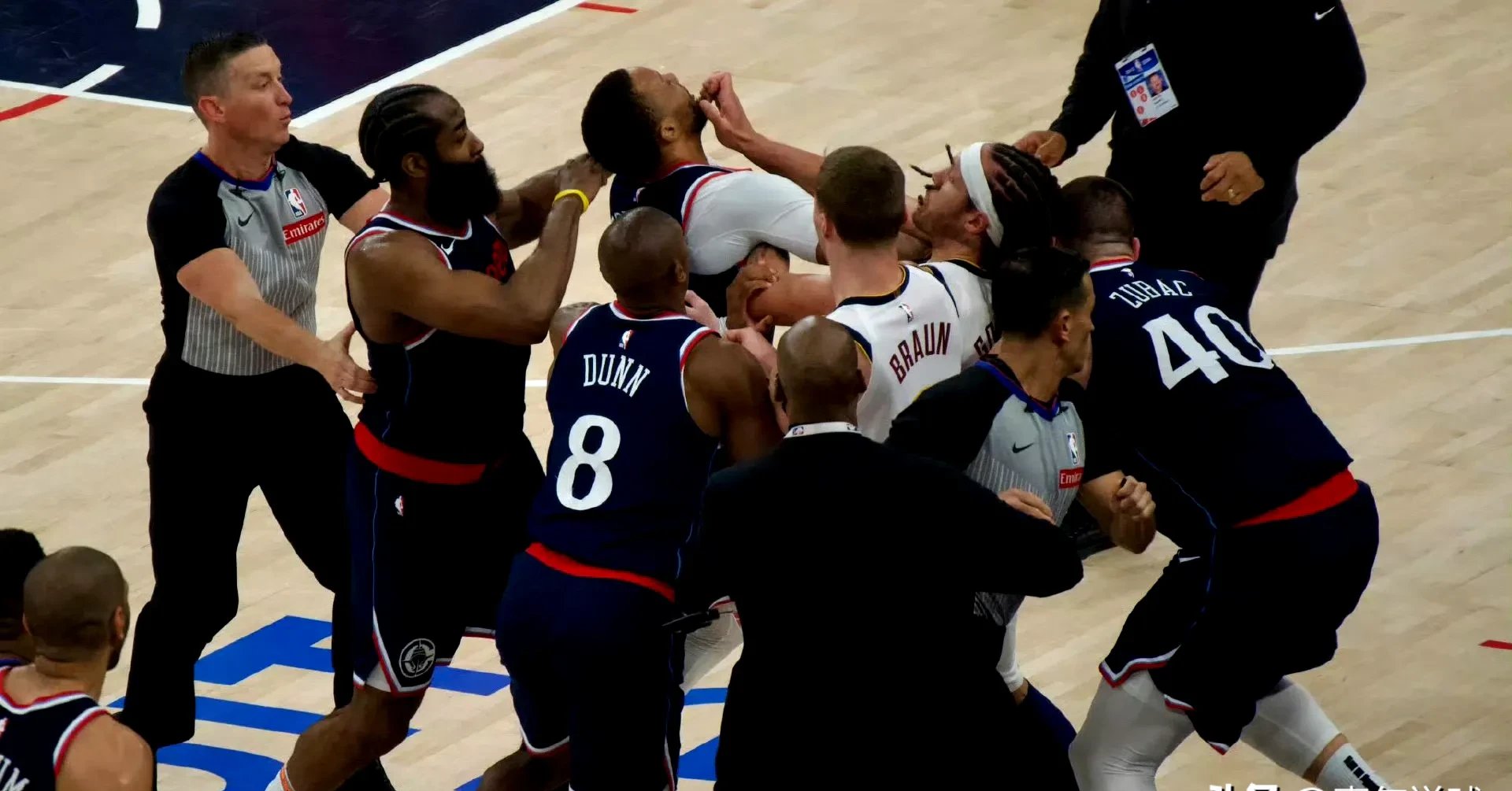 包含NBA球员战术配合精湛,场上配合如手到擒来的词条 包含NBA球员战术配合精湛,场上配合如手到擒来的词条