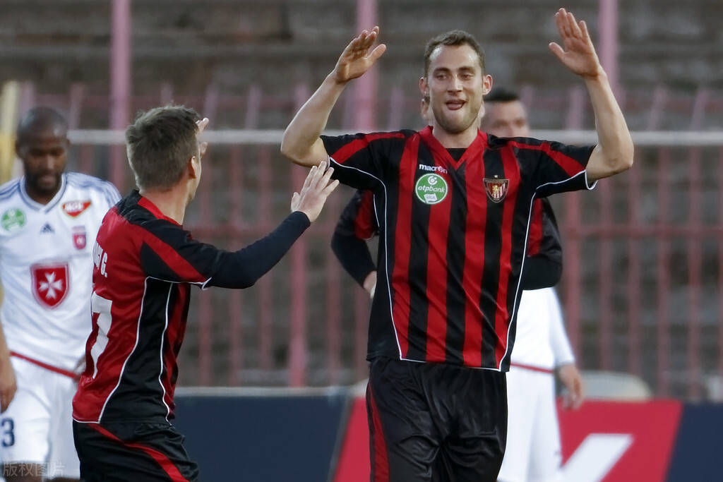 开云体育在线-关于皇家社会将对阵埃瓦尔：争夺分列积分榜前列的信息