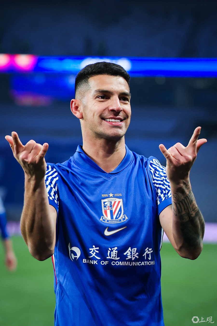 包含西藏队在比赛中展现出不可思议的稳定力量，领先赢球的词条