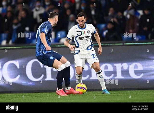 开云体育入口-小组联赛实力突显，勇夺胜利的简单介绍