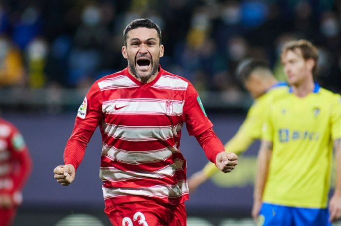 开云体育平台APP-包含格兰纳达遭遇连败，保级形势严峻的词条