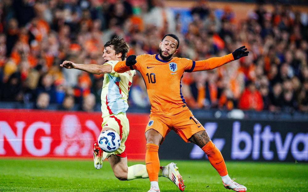 欧国联比赛中出现新花样，场面精彩绝伦