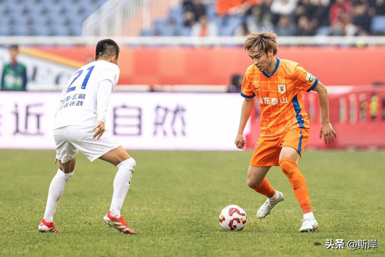 包含新赛季火花四射，球队士气高涨的词条