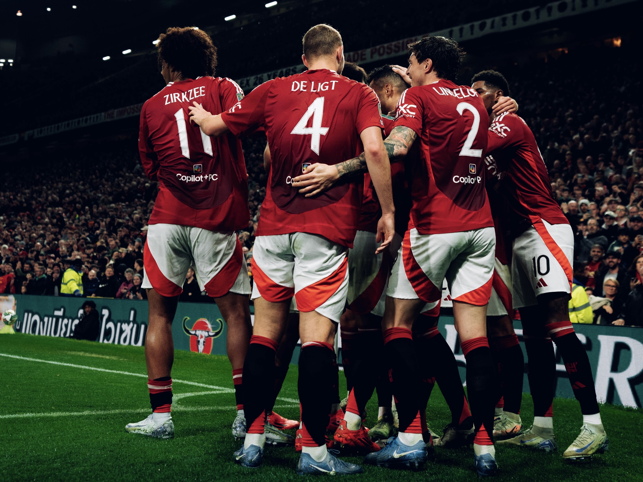 开云体育在线-曼联击败热刺，稳固英超前三地位的简单介绍