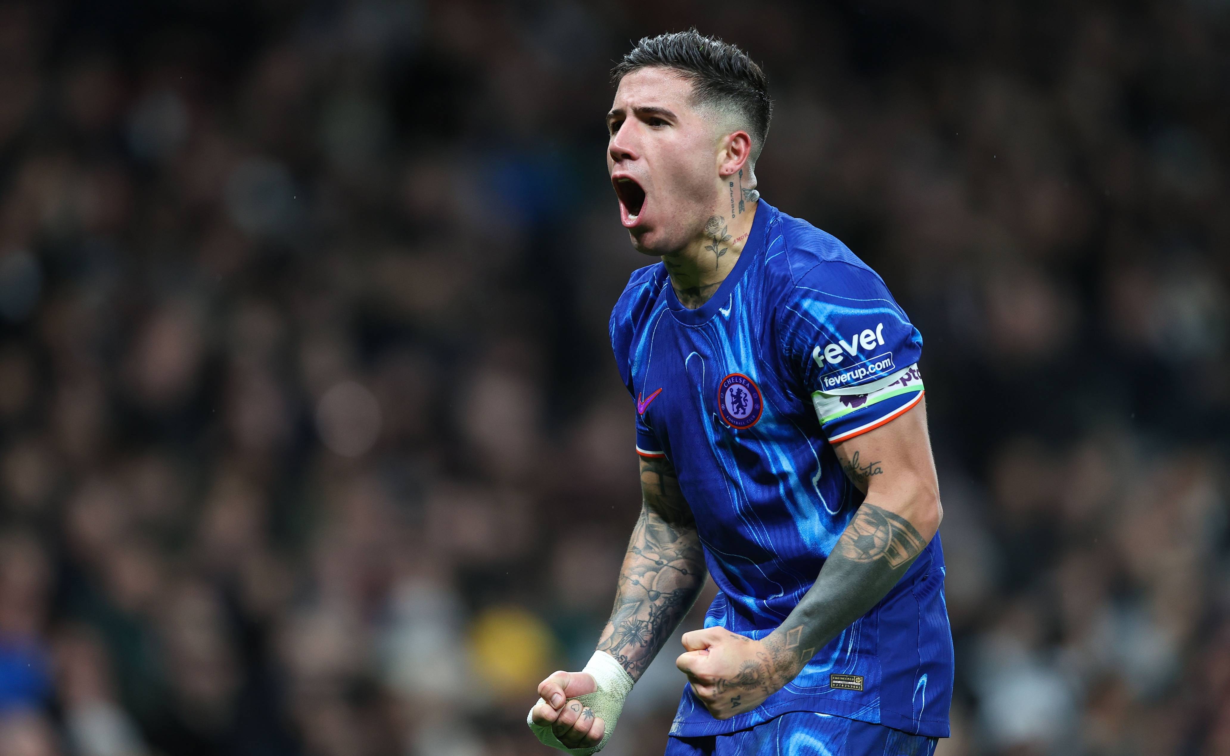 开云体育官网-切尔西遭遇困境，连续失利