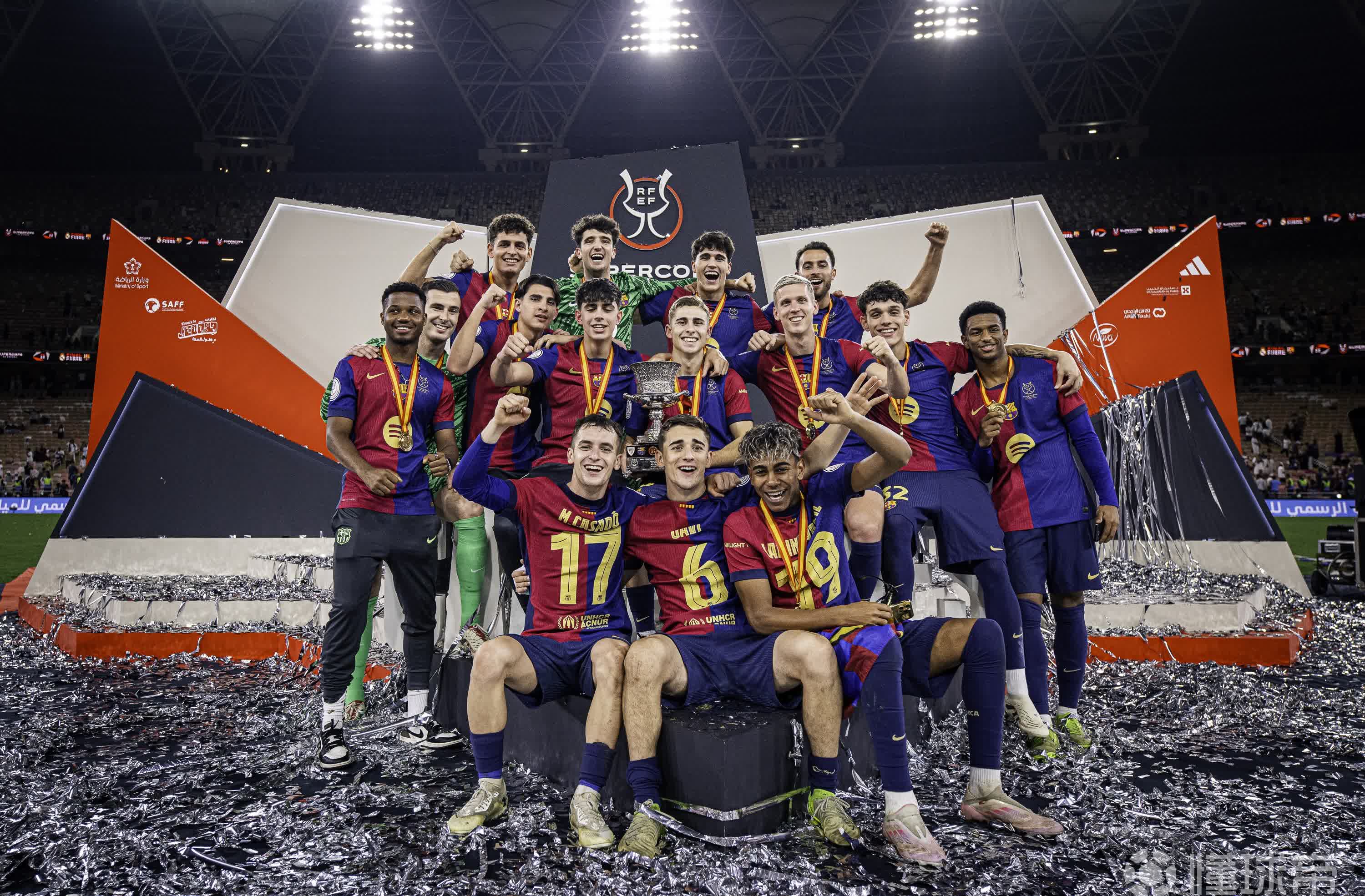 洛杉矶举行足球比赛，巴萨表现历史性的简单介绍