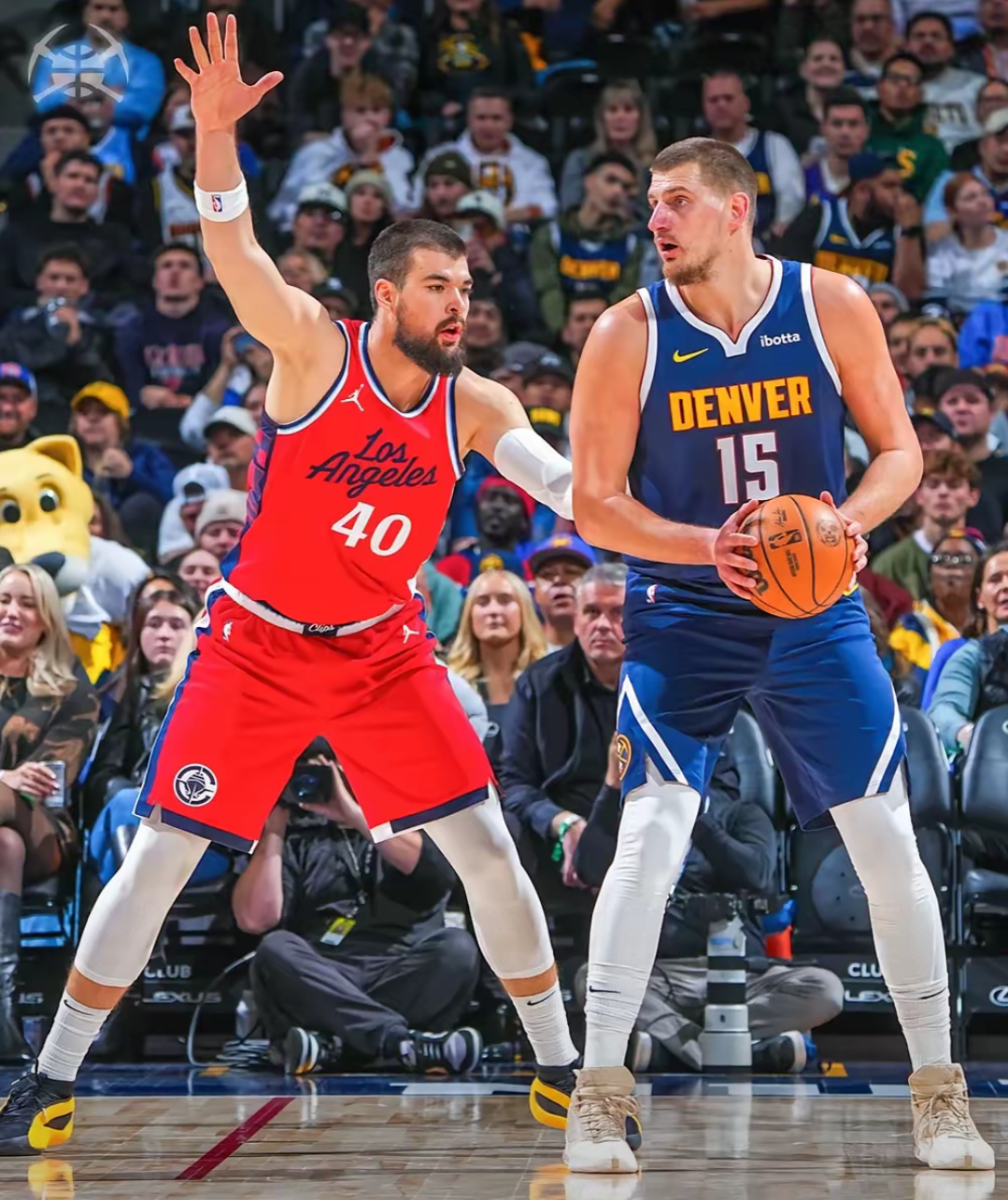 包含掘金主场轻松获胜，实力尽显的词条