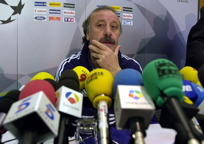 包含德尔博斯克备战冠军联赛，全队备战备战的词条