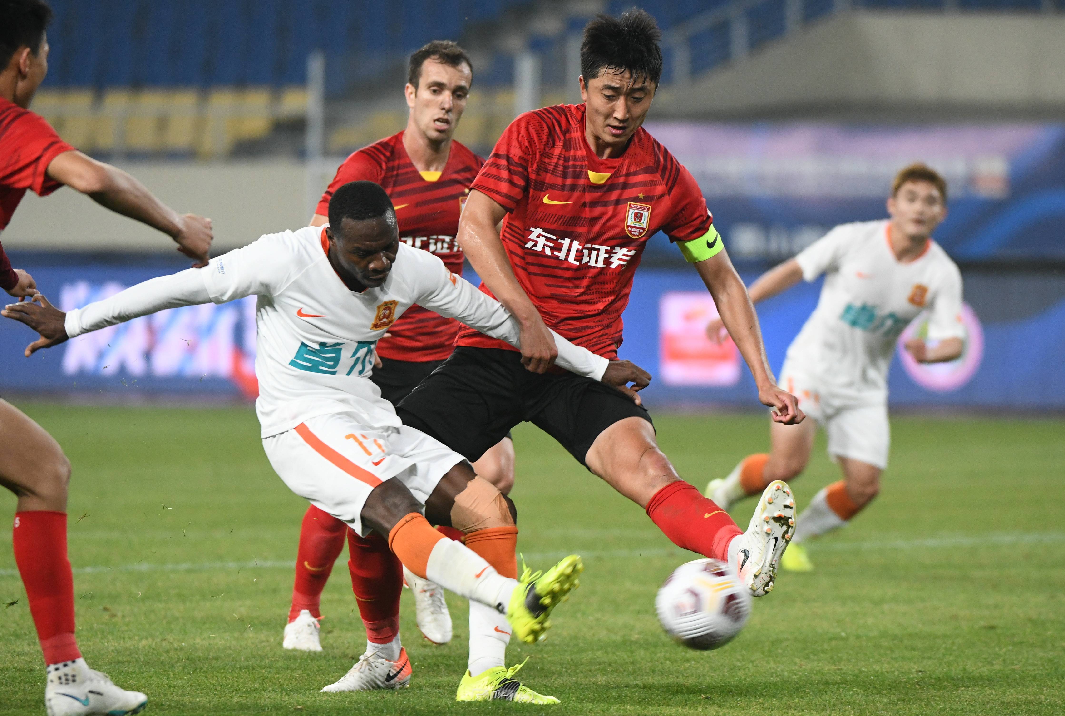 关于拜仁慕尼黑再度斩获胜利，表现出色的信息