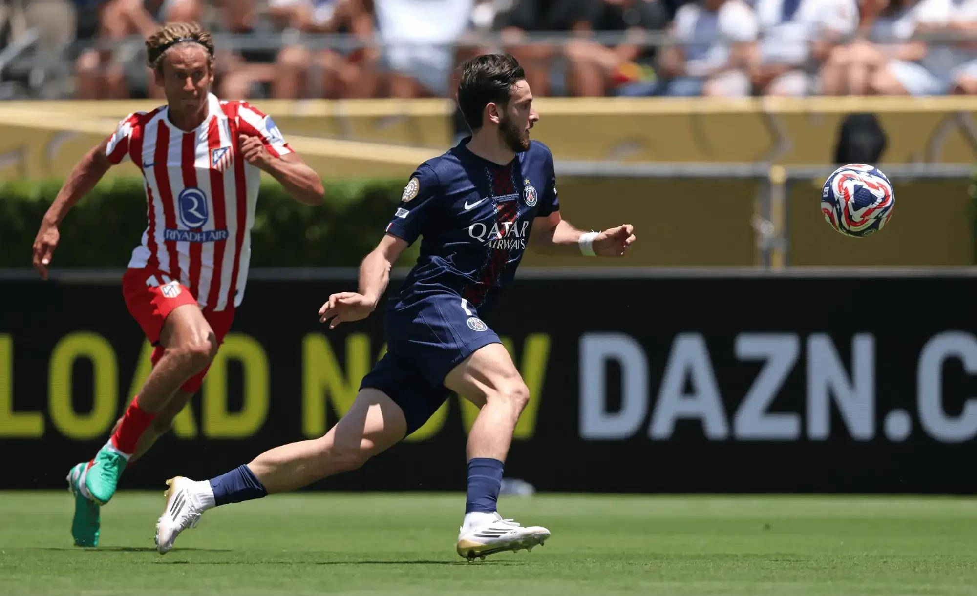 开云体育入口-激战连连！拜仁慕尼黑逆转马德里竞技晋级半决赛的简单介绍