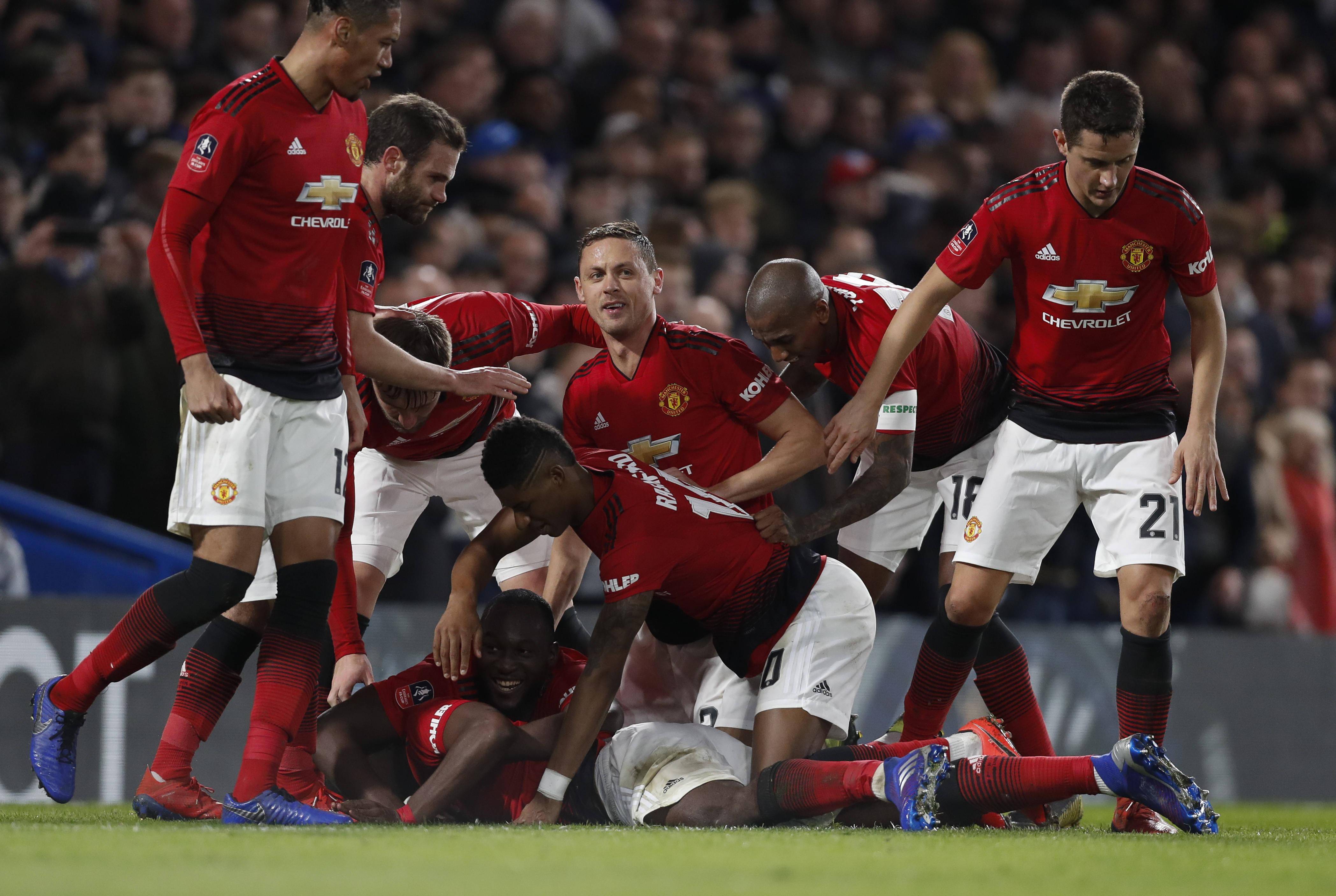 曼联主场击败强敌,费尔南德斯制胜一球的简单介绍 曼联主场击败强敌,费尔南德斯制胜一球的简单介绍