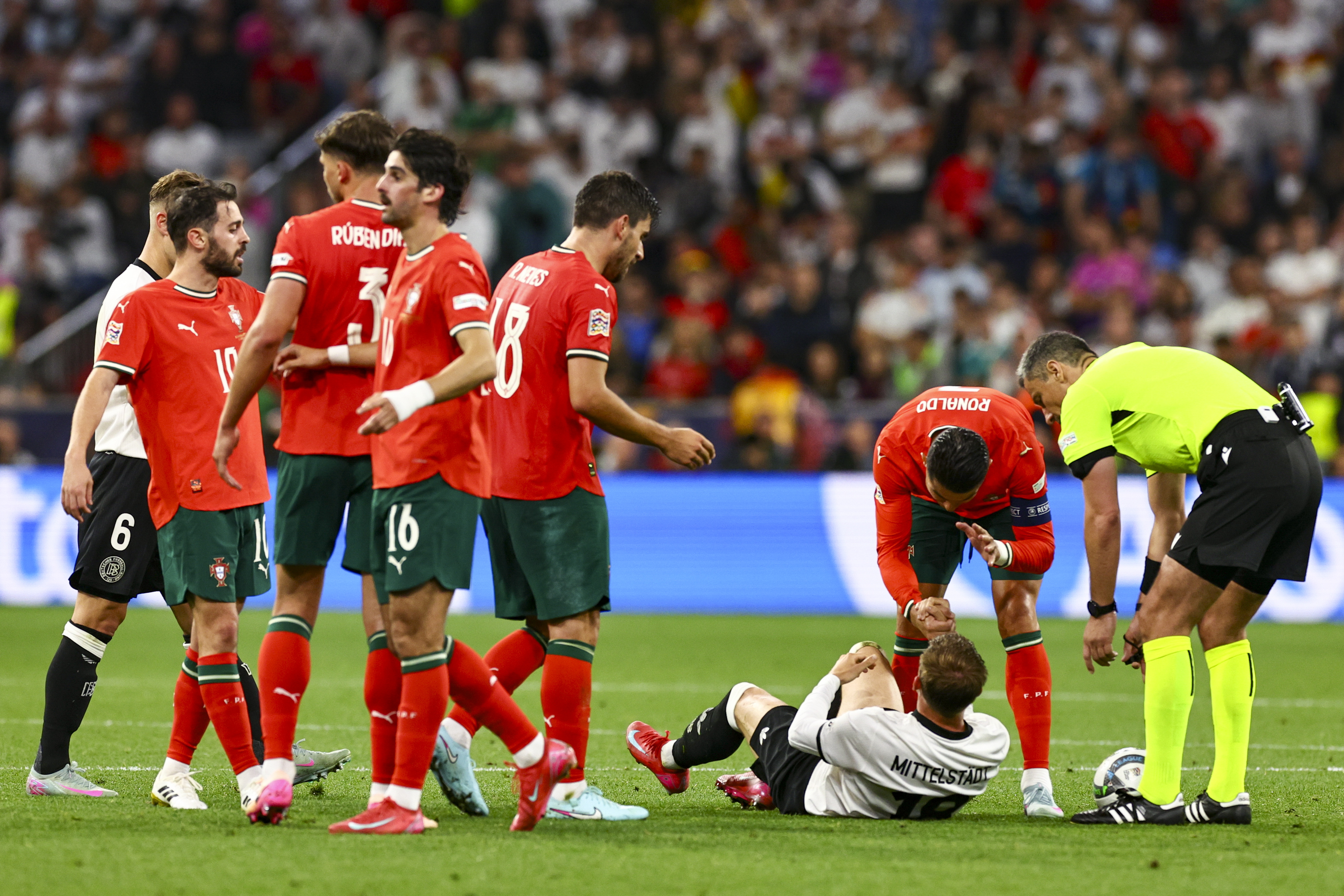 开云体育app-葡萄牙队在欧洲预选赛中表现不俗