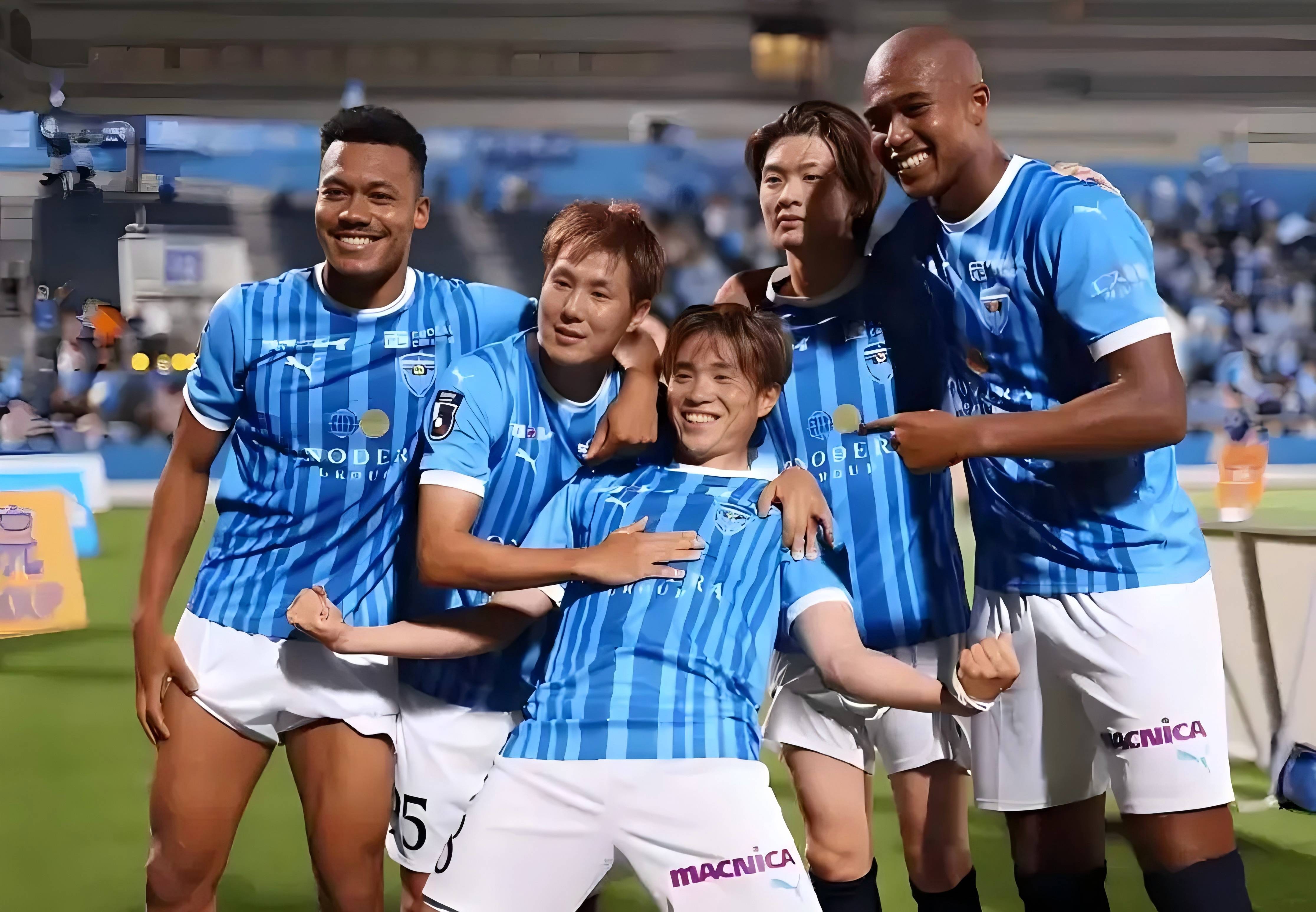 浦和红钻客场大胜,稳居小组第一 浦和红钻客场大胜,稳居小组第一