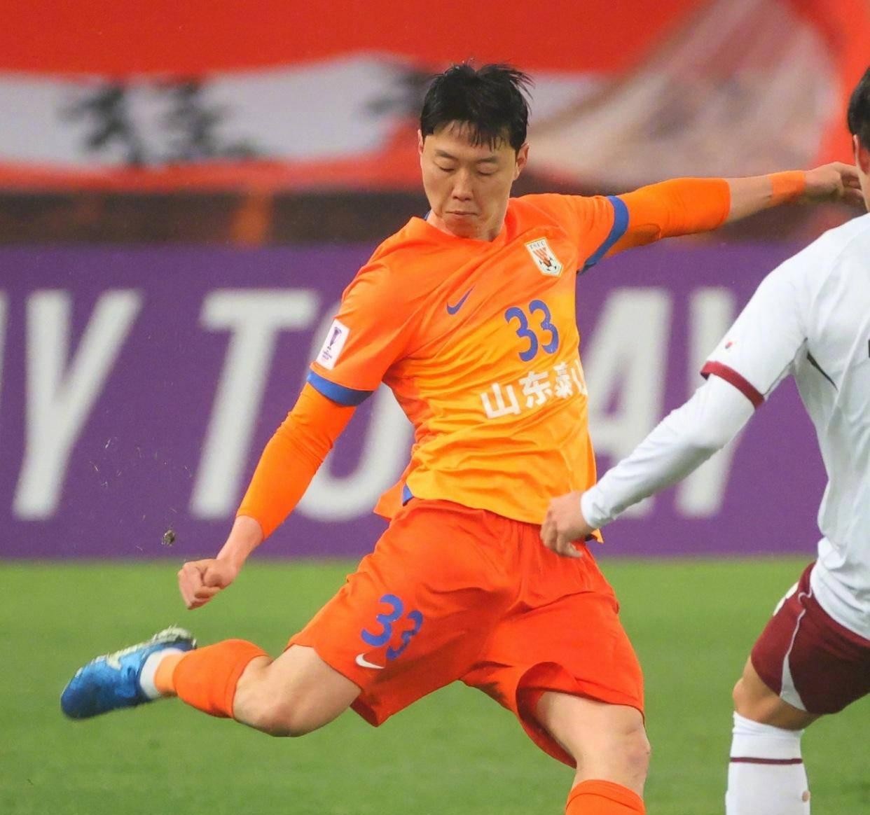 泰山队面临强敌，如何在比赛中保持冷静？