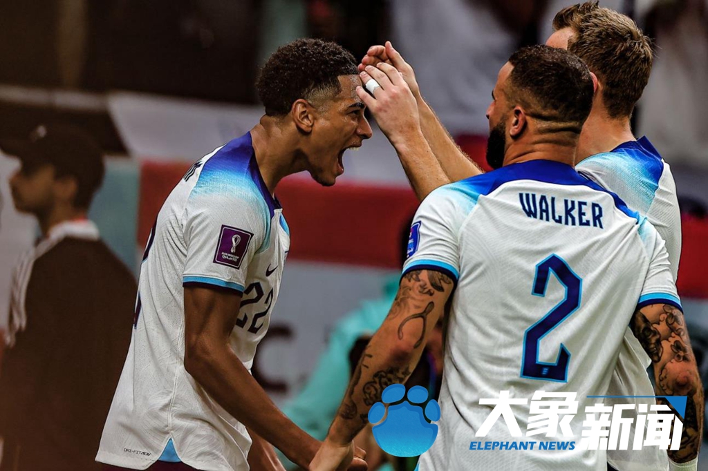 开云体育登录-包含荷兰轻取塞内加尔，科曼三分雨点燃全场的词条