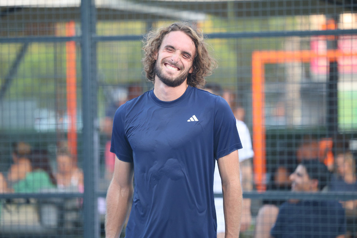 开云体育APP下载-美国网球队逆转日本网球队，西西帕斯一己之力扛起全队的简单介绍