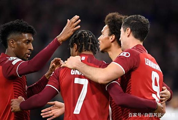 包含塞维利亚轻取拜仁，阿尔巴完成帽子戏法的词条