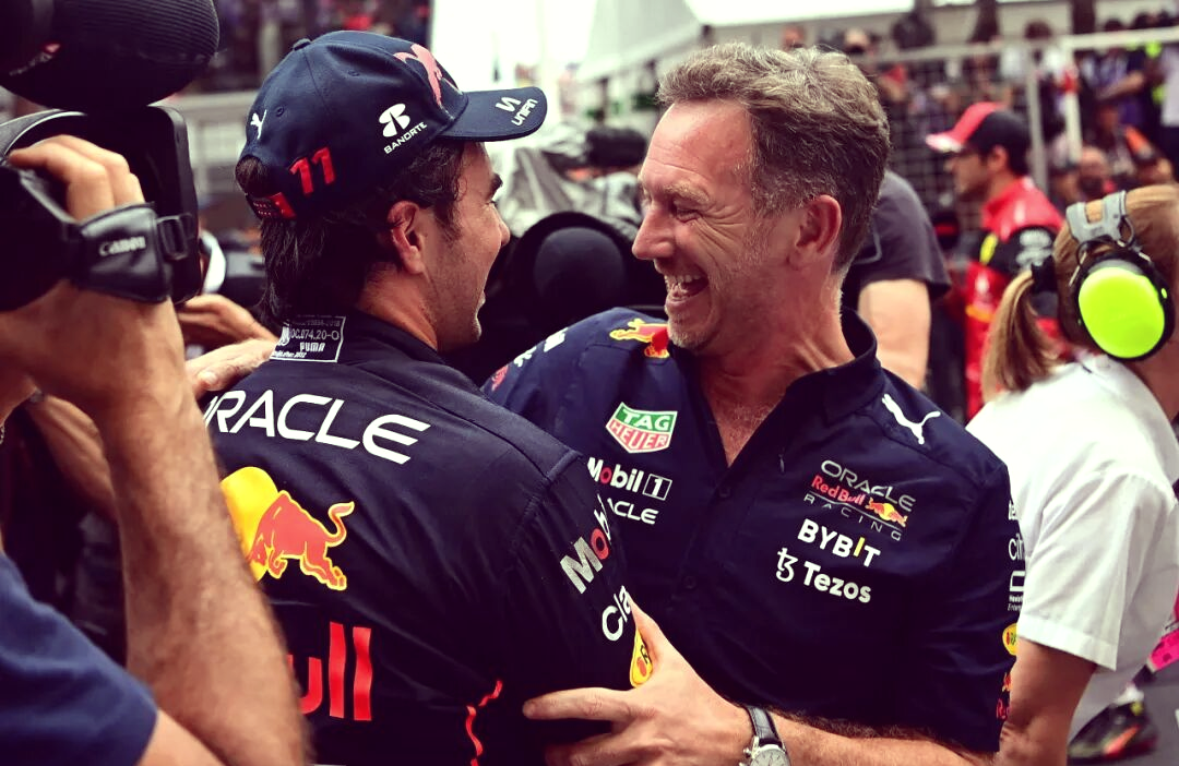 开云体育中国-红牛二队鏖战雷诺车队，佩雷兹惊艳四座的简单介绍